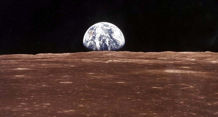 Индийская лунная миссия Чандраян-3 зафиксировала на Луне сейсмическую активность. Индийский посадочный модуль зафиксировал лунотрясения на поверхности спутника. Фото.