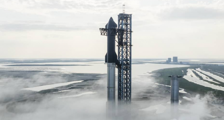 Предыстория ракеты Starship. Идея создать сверхмощную ракету у Илона Маска возникла еще в 2005 году. Фото.