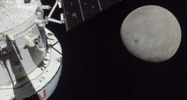 Воду на Луне можно извлечь из грунта? Космический корабль Орион доставит оборудование для изучения поверхности Луны в начале 2023 года. Фото.