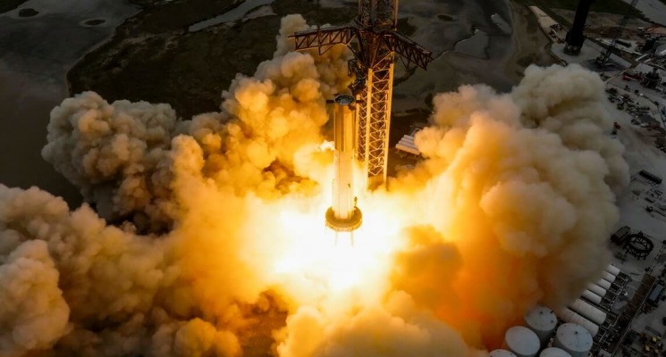 Крушение ракеты Starship Super Heavy. Несмотря на многочисленные испытания, ракета Starship Super Heavy может и не взлететь. Фото.
